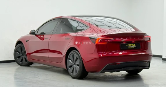 2024 Tesla Model 3,Feb/2028 Agency Warranty ,Agency Full Service History, GCC