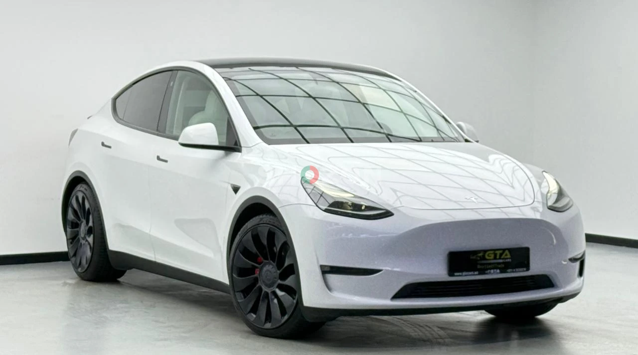 2023 Tesla Model Y Performance, 2027 Tesla Warranty, Full Tesla Service History, Very Low Km, GCC