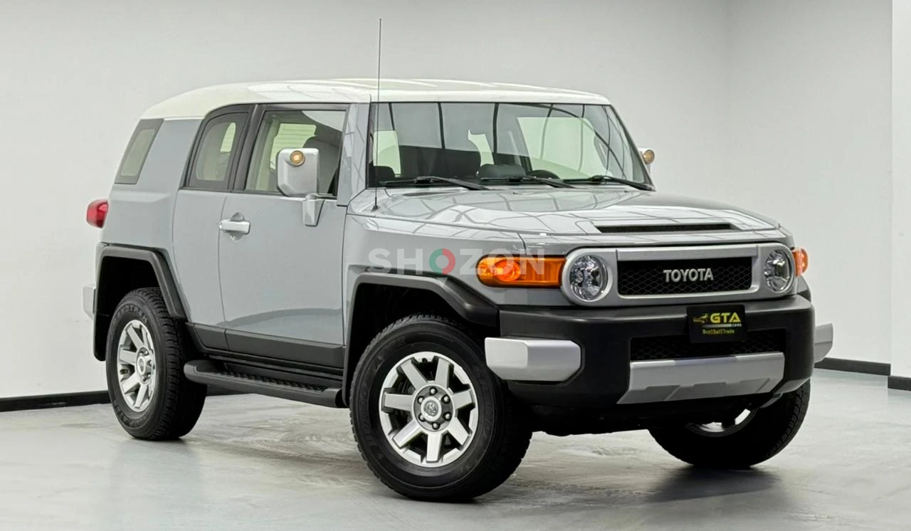 2022 Toyota FJ Cruiser GXR, Warranty, Full Toyota Service History, Excellent Condition, GCC