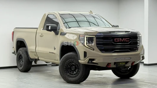 2022 GMC Sierra AT4, Shaheen Original Kit, 04/2028 GMC Warranty, GCC