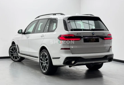 2025 BMW X7 xDrive40i M-Sport Pro, 2030 BMW Warranty, 2030 BMW Service Contract, GCC