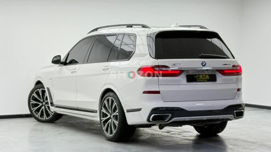 2022 BMW X7 xDrive 40i ,BMW Warranty+Service Contract+Full BMW Service History ,GCC