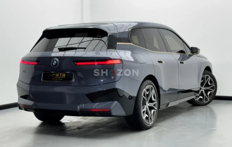2023 BMW iX xDrive40, 2028 BMW Warranty, 2029 WMW Service Pack, 2031 BMW Battery Warranty, GCC