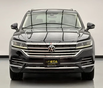 2022 Volkswagen Touareg Atmosphere, Feb/2027 Volkswagen Warranty, Volkswagen Full Service History, GCC