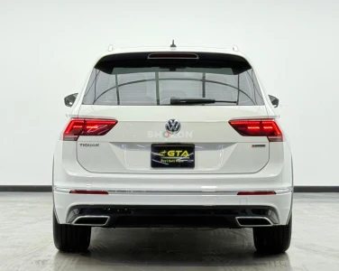 2019 Volkswagen Tiguan R-Line, 1 Year Unlimited KM Warranty, Agency Full Service History, GCC
