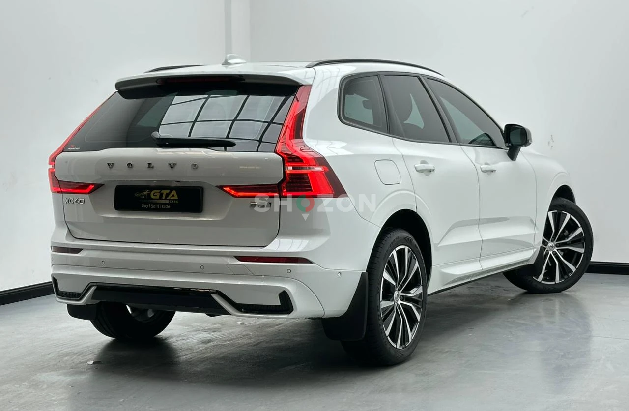 2023 Volvo XC60 B5 Ultimate Dark, 2027 Volvo Warranty, Volvo Service History, GCC