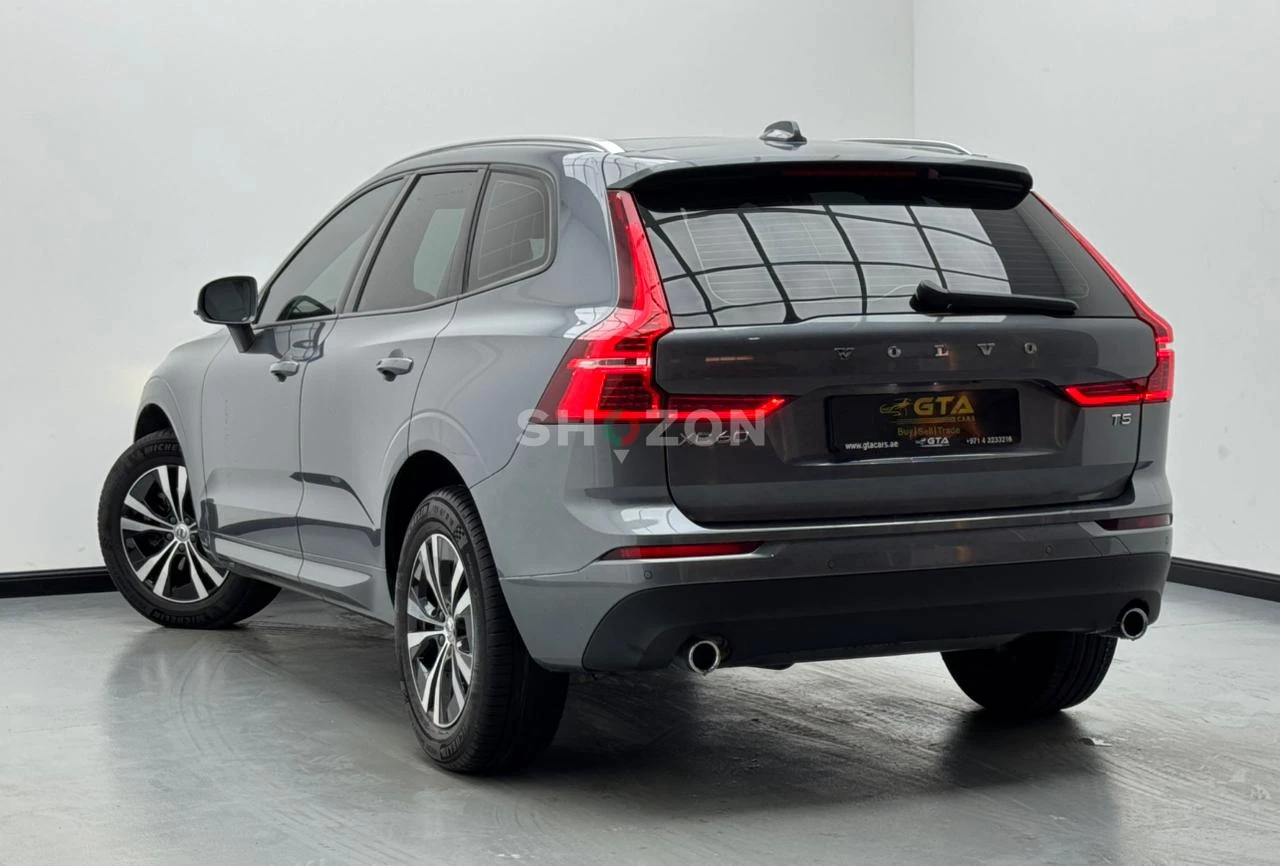 2021 Volvo XC60 T5 Momentum, Volvo Service History, 2026 Volvo Warranty, GCC