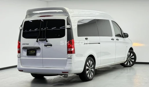 2022 Mercedes-Benz V250, 1 Year Warranty Unlimited KM, Excellent Condition