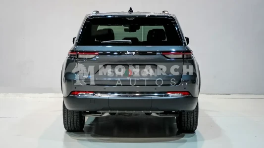 Jeep Grand Cherokee 2024