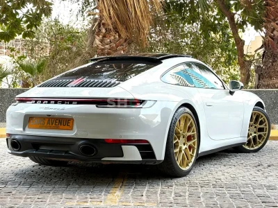 Porsche 911 Carrera 2021