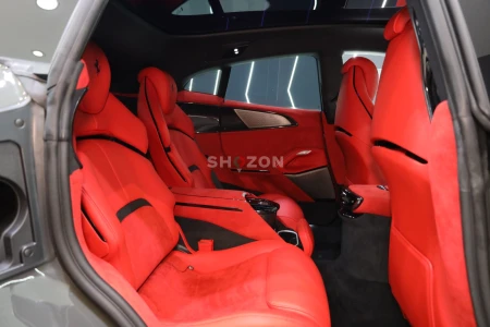 Ferrari Purosangue 2024