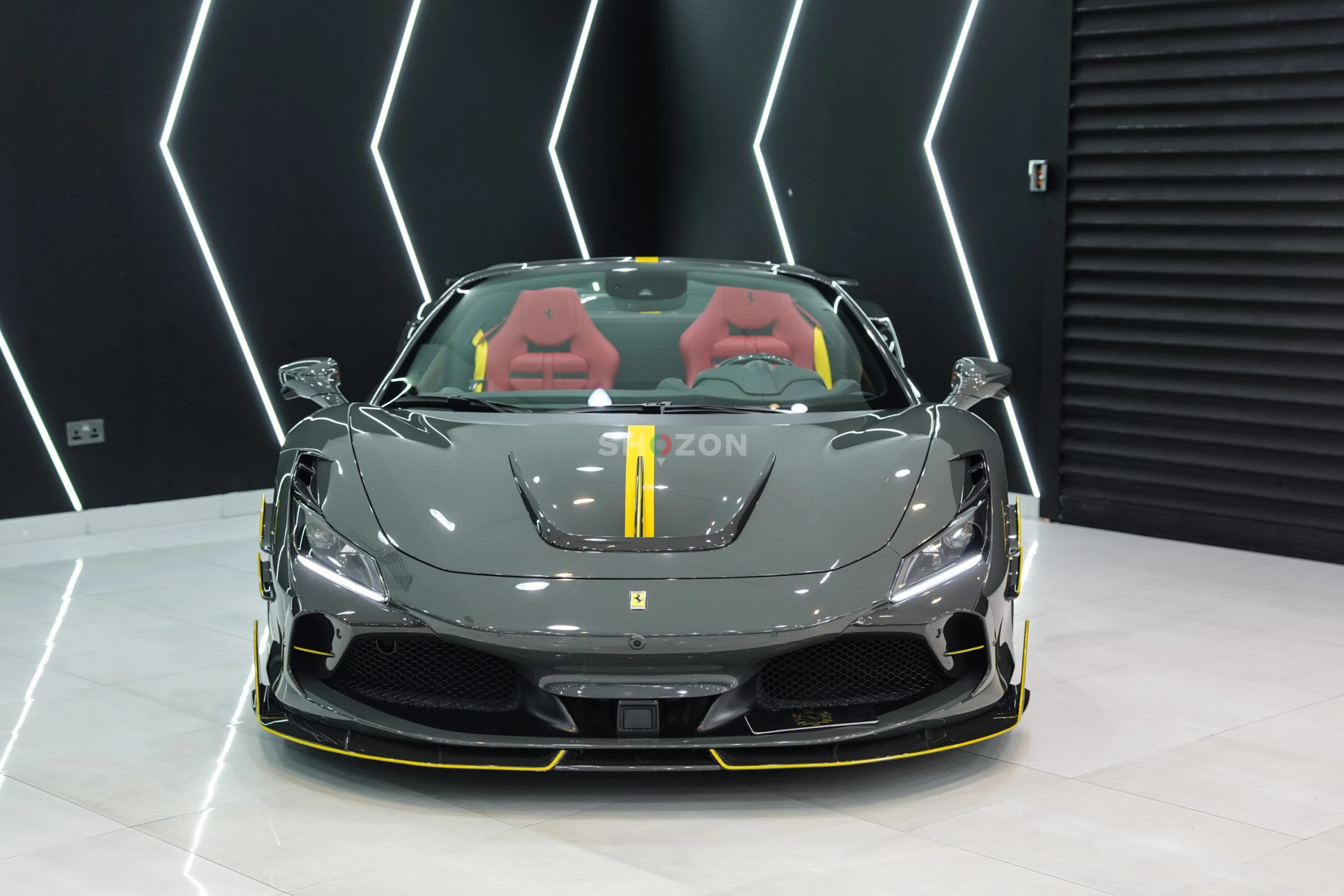 Ferrari F8 Spider Mansory