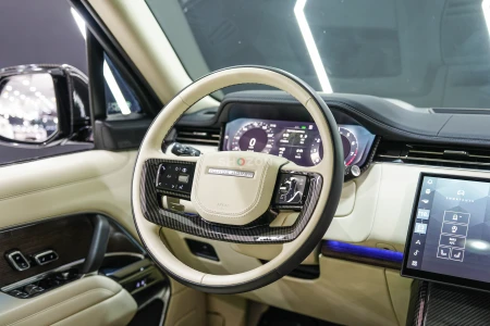 2024 Range Rover Vogue HSE P530, Carbon Fiber Trim, Rear Entertainment Display, Dealer Warranty!!