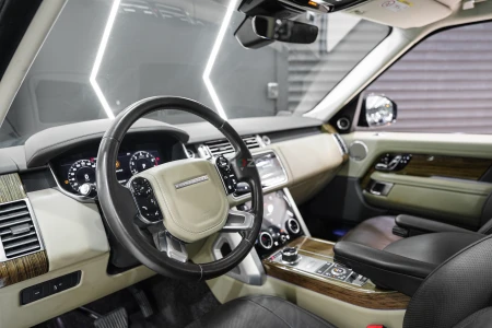 2019 Range Rover Vogue SE Supercharged LWB, Advanced Driver Assistance Pack, Panoramic Roof, GCC Spec!!