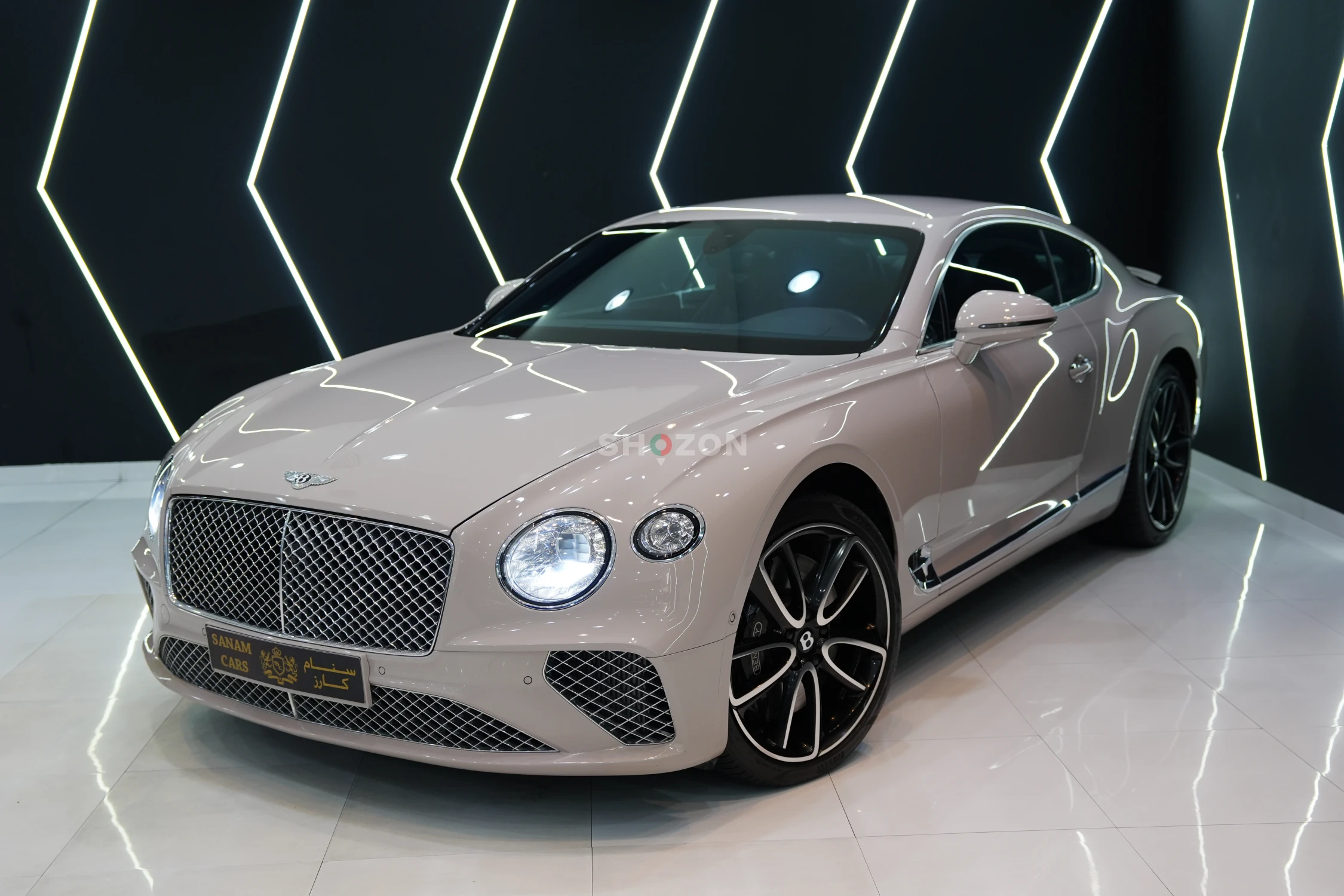 2019 Bentley Continental GT W12, Rotating Display, Cotes De Geneve Center Console, GCC Spec!!