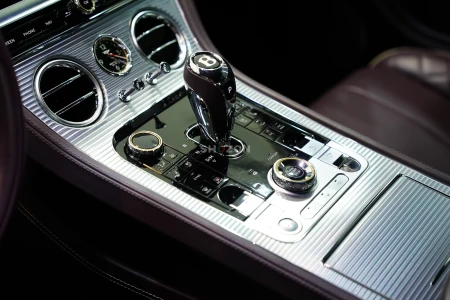 2019 Bentley Continental GT W12, Rotating Display, Cotes De Geneve Center Console, GCC Spec!!