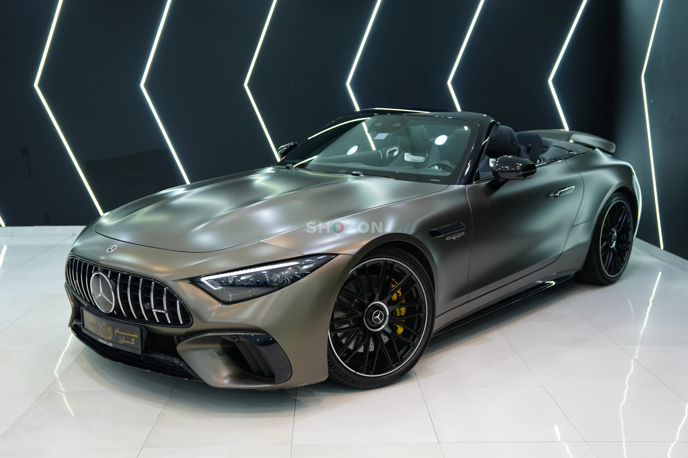 2023 Mercedes-Benz SL 63 AMG, Dynamic PLUS Pack, AMG Track Pace, Front Lift System, Carbon Interior!