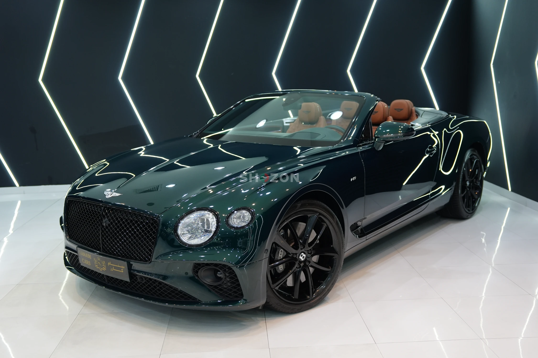 2022 Bentley Continental GTC V8, Carbon Interior, Rotating Display, Touring Specification, GCC Spec!