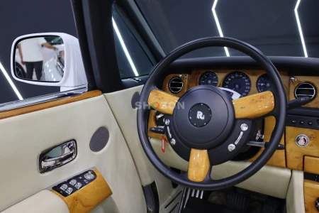 2013 Rolls-Royce Phantom Drophead, Very Low KM, GCC Specs!!