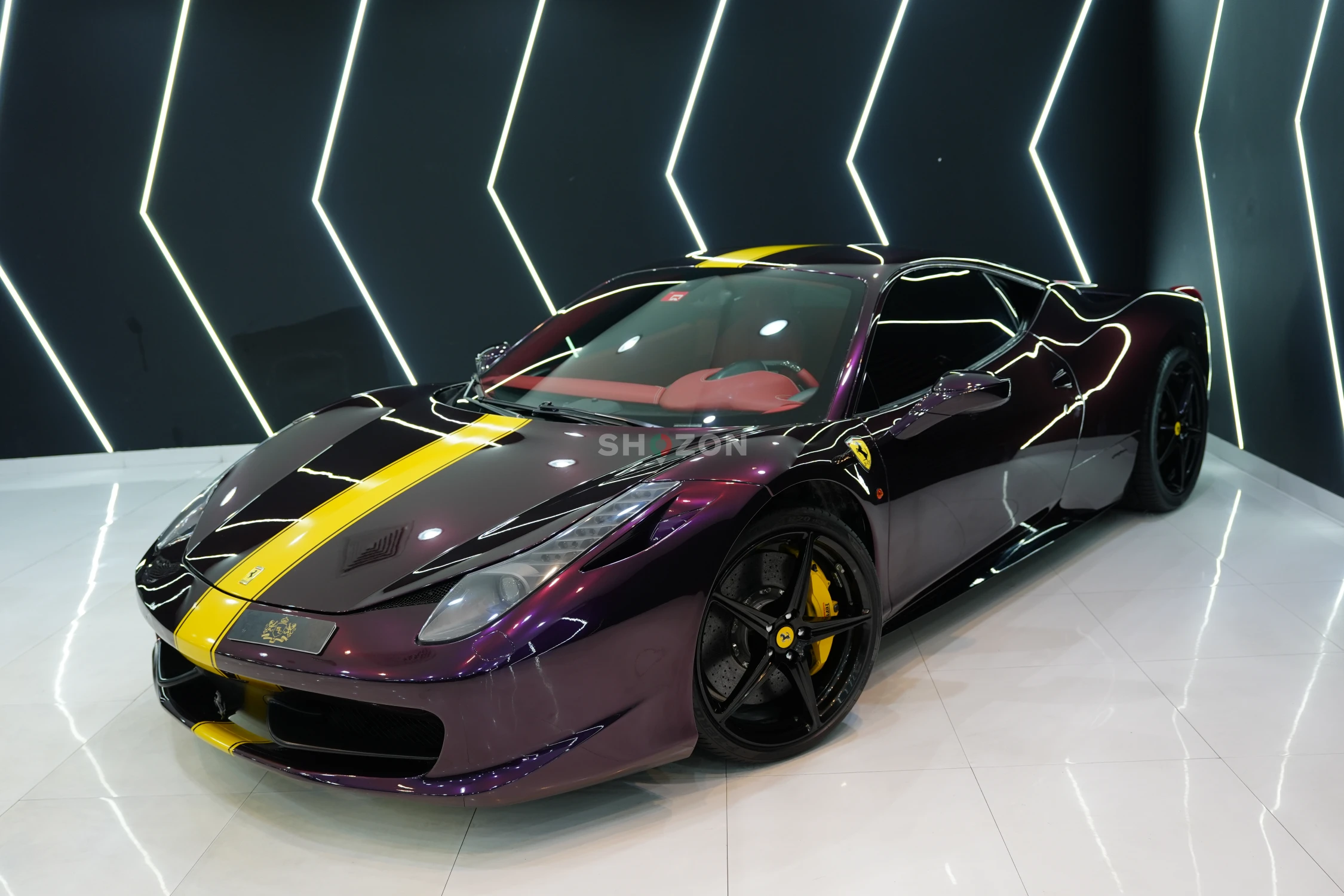 2014 Ferrari 458 Italia, Carbon Fiber Driver Zone + LEDs, GCC Specs!!