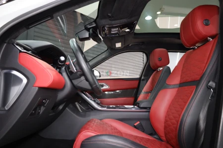 2020 Range Rover Velar SV Autobiography, Rear Entertainment Display, Panoramic Roof, GCC Specs!!