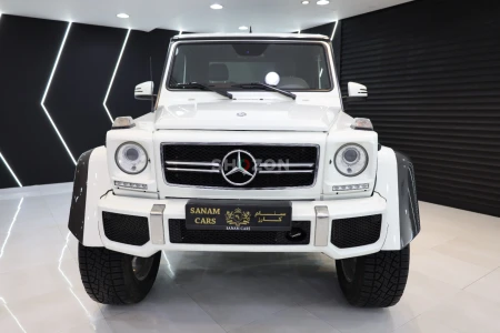 2018 Mercedes-Maybach G650 Landaulet, 1 OF 99, Rear Executive Seats, Very Low KM, GCC Specs!!