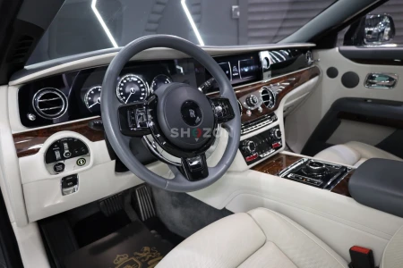 2021 Rolls Royce Ghost, Rear Picnic Tables, Full Body PPF, GCC Specs