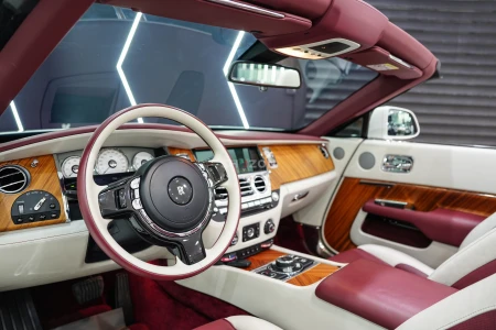  2016 Rolls-Royce Dawn, Two-Tone Interior, Full Canadel Panelling, Dealer Warranty Till 20/10/2027!!