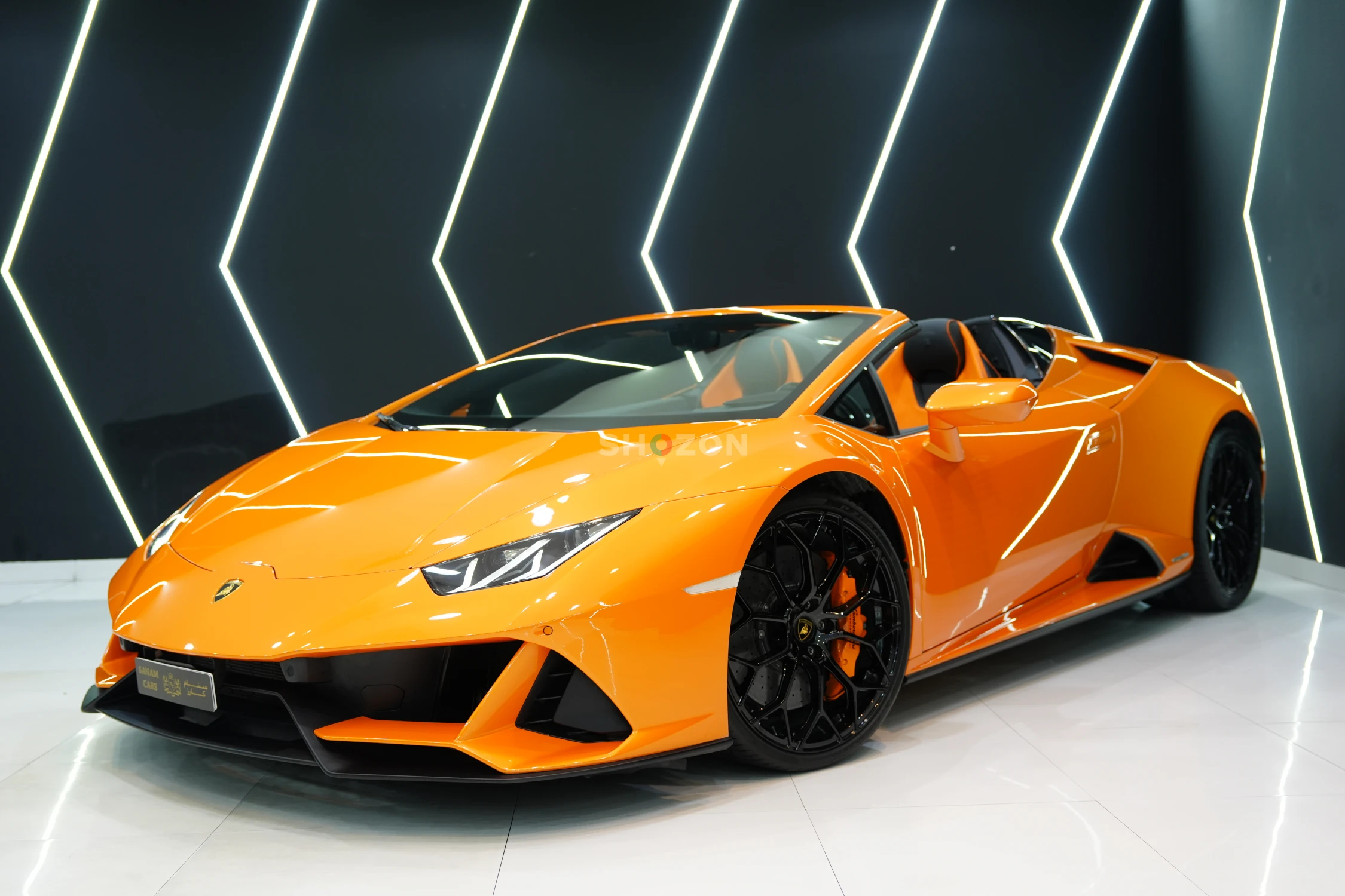2023 Lamborghini Huracan EVO Spyder, Lifting System, Apple CarPlay, Carbon Fiber Interior!!