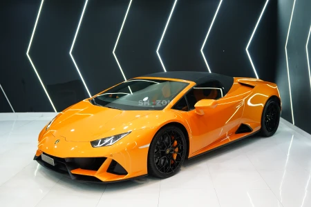 2023 Lamborghini Huracan EVO Spyder, Lifting System, Apple CarPlay, Carbon Fiber Interior!!