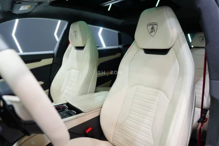 2025 Lamborghini Urus SE, Panoramic Roof, Bang N Olufsen Audio, 800 HP Hybrid!!