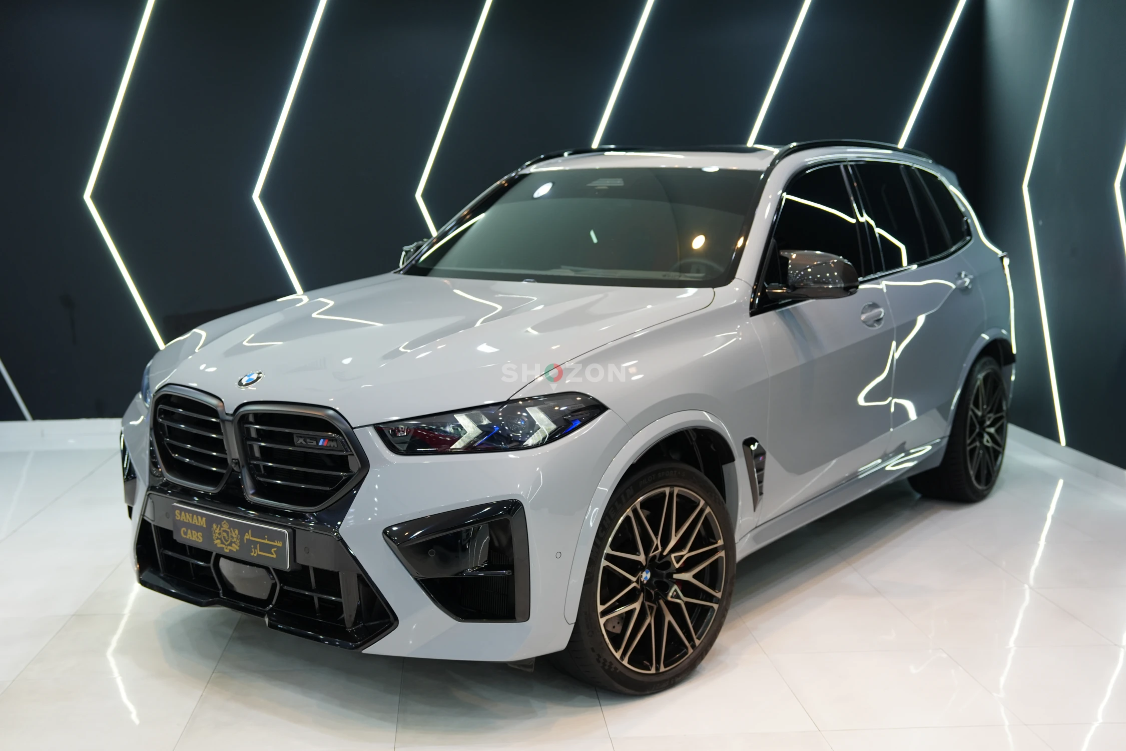 2025 BMW X5 M Competition, Shadowline Package, Carbon Interior, Latest Facelift, Dealer Warr + Serv!!