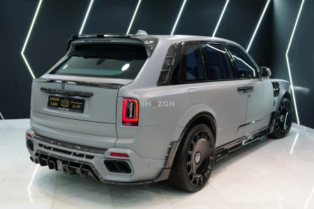2025 Rolls-Royce Cullinan Black Badge, ORIGINAL MANSORY, Full Forged-Carbon Widebody Kit, GCC Specs!
