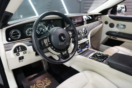 2024 Rolls-Royce Ghost EWB, Rear Entertainment, Starlight, Illuminated Fascia, Dealer Warr + Serv!
