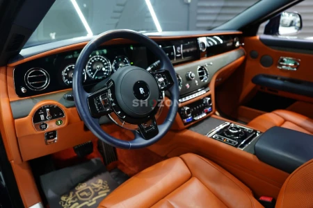 2024 Rolls-Royce EWB, Rear Entertainment, Illuminated Grille, Starlight, Dealer Warr + Serv!!