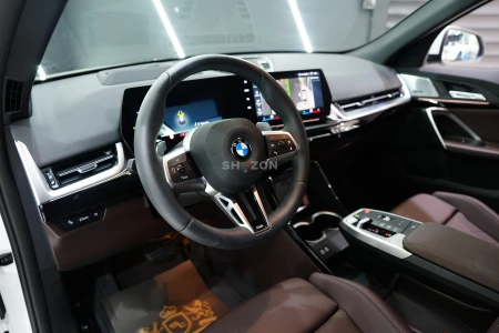 2025 BMW X2 sDrive18i, Harman/Kardon Audio, Illuminated Grille, AGMC Warranty + Service!!