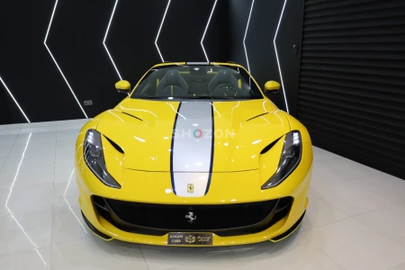 2023 Ferrari 812 GTS, Passenger Display, Carbon Interior, Dealer Warranty + Service!!