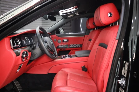 2022 Rolls-Royce Ghost EWB, Rear Entertainment, Starlight, Illuminated Grille, GCC Specs!!