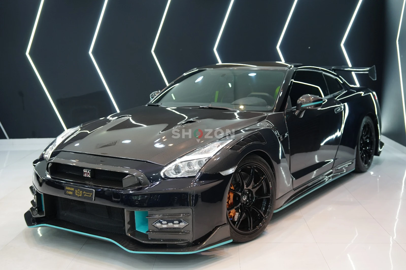2021 Nissan GT-R Track Edition, Full Carbon Kit, Turquoise Accent, Recaro Sport Seats, Bose Audio!!