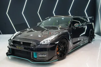 2021 Nissan GT-R Track Edition, Full Carbon Kit, Turquoise Accent, Recaro Sport Seats, Bose Audio!!