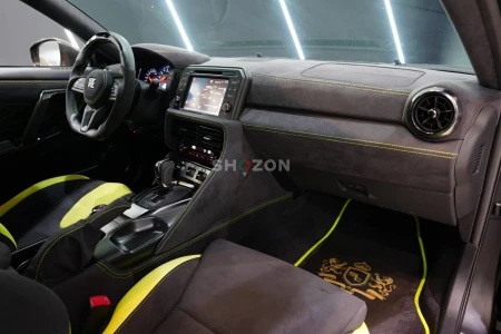 2021 Nissan GT-R Track Edition, Full Carbon Kit, Turquoise Accent, Recaro Sport Seats, Bose Audio!!