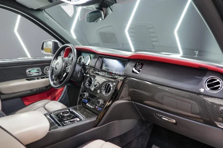  2022 Rolls-Royce Cullinan Black Badge, Rear Entertainment, Bespoke Audio, Starlight, GCC Specs!!