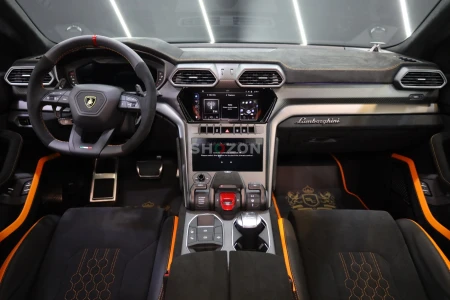 2024 Lamborghini Urus Performante, Full Carbon Fiber Pack, Individual Rear Seats, Dealer Warranty!!