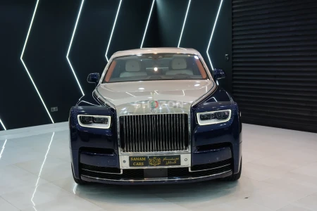 2022 Rolls-Royce Phantom, Two-Tone, Illuminated Spirit of Ecstasy, Rear Screens, Dealer Warranty!!