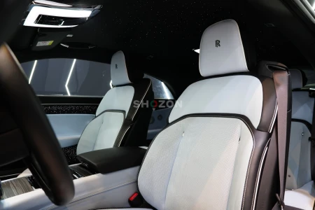 2024 Rolls-Royce Spectre, Illuminated Spirit of Ecstasy, Bespoke Audio, Starlight, Dealer Warr + Ser