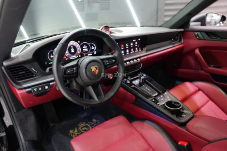 2025 Porsche 911 Carrera, 992.2 Facelift, Panoramic Roof, 360° Camera, Al Nabooda Warranty!!