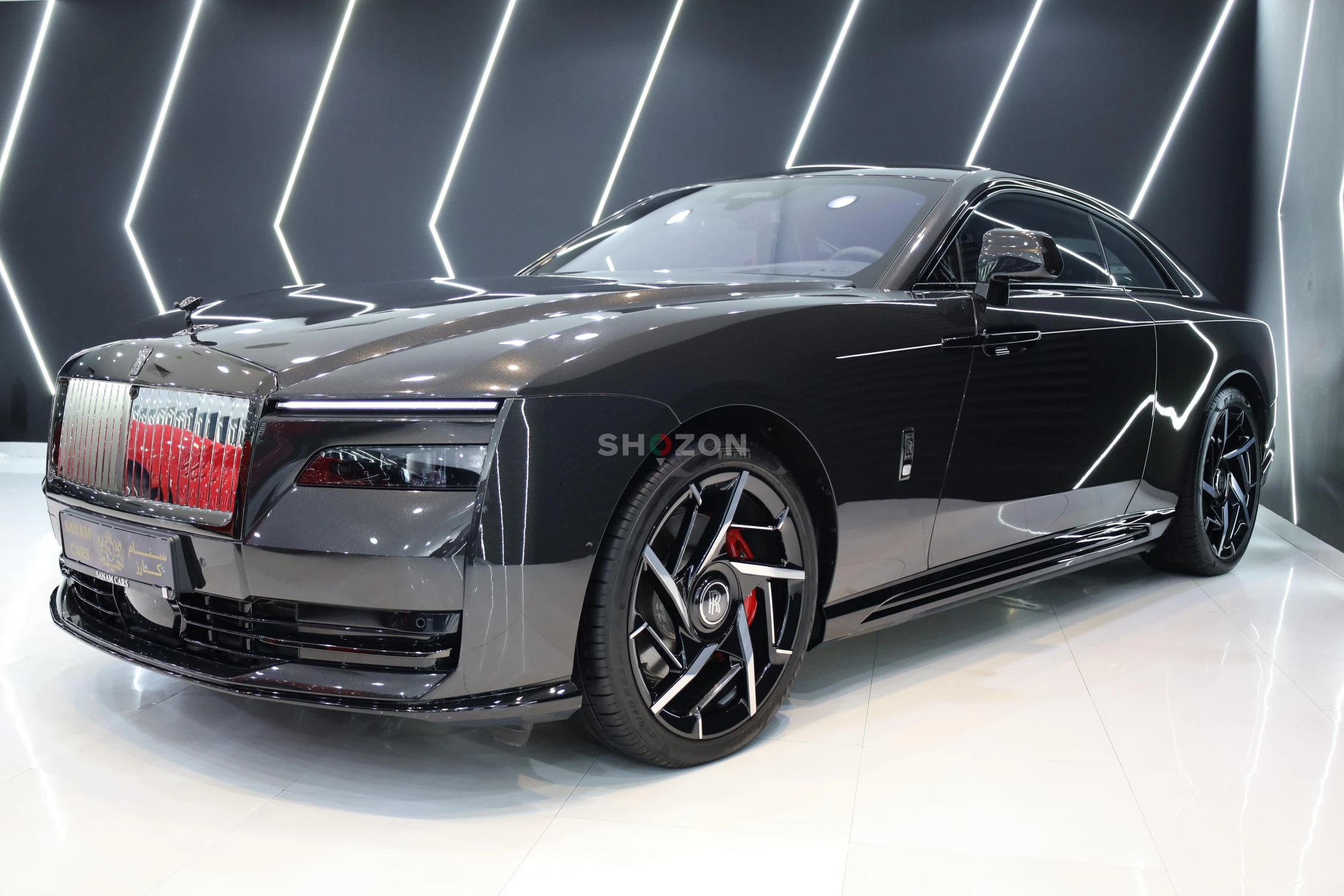 2025 Rolls Royce Spectre Black Badge, Bespoke Audio, Two-Tone Interior, Dealer Warranty + Service!!