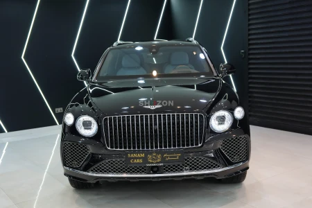 2025 Bentley Bentayga Azure, V8, Bang N Olufsen, Panoramic Roof, Dealer Warranty!!