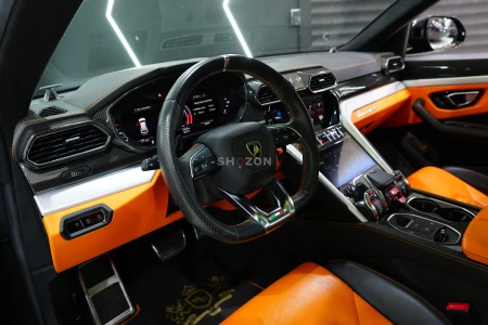 2021 Lamborghini Urus, Full Carbon Pack, Panoramic Roof, Individual Rear Seats, Dealer Warranty!!