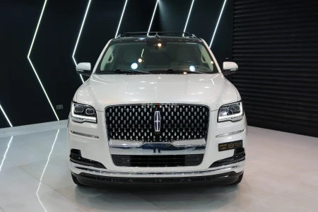 2023 Lincoln Navigator Presidential, Rear Screens, Deployable Sidesteps, Al Tayer Warr + Serv!!